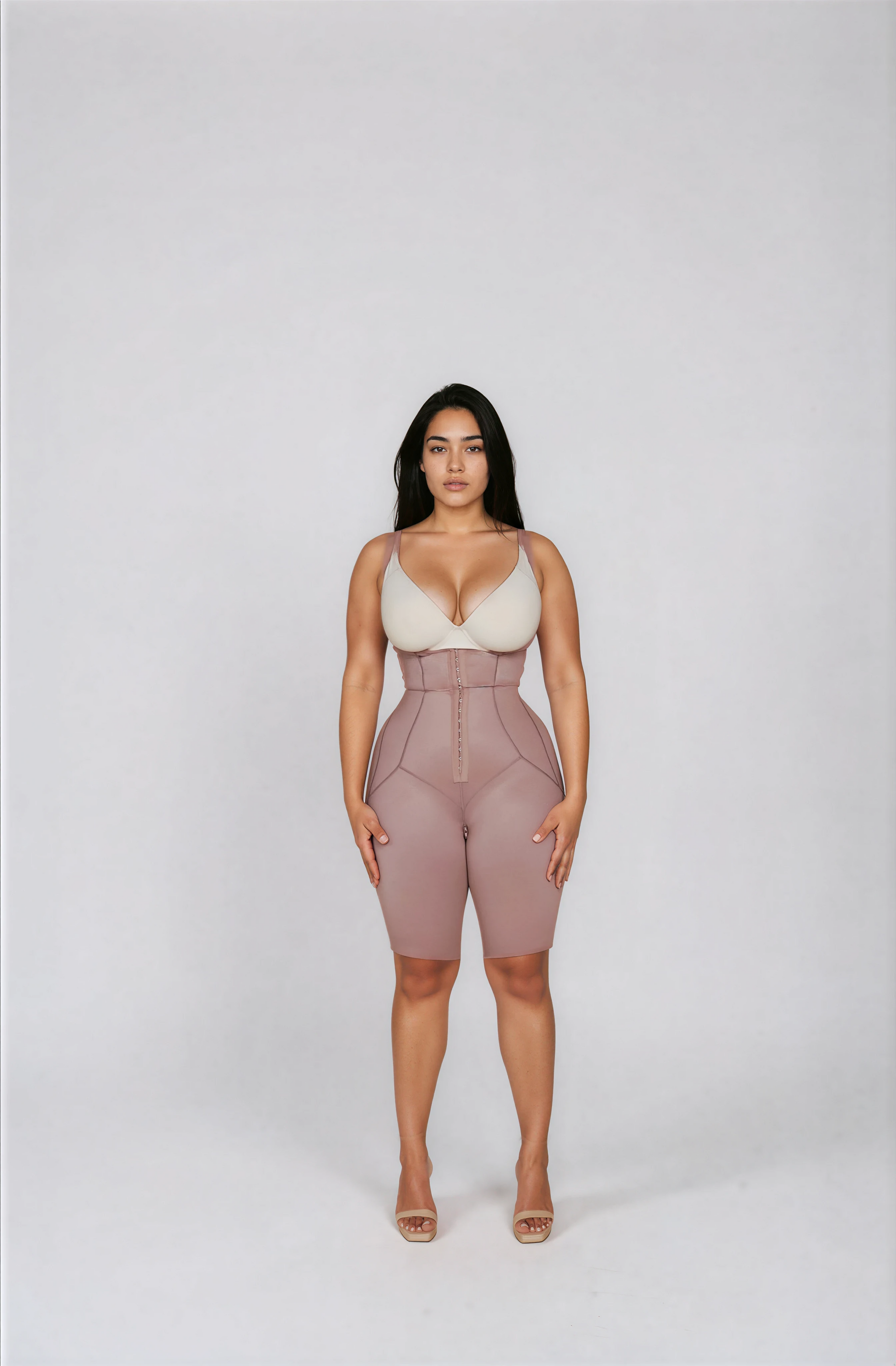 Hourglass Effect Suit