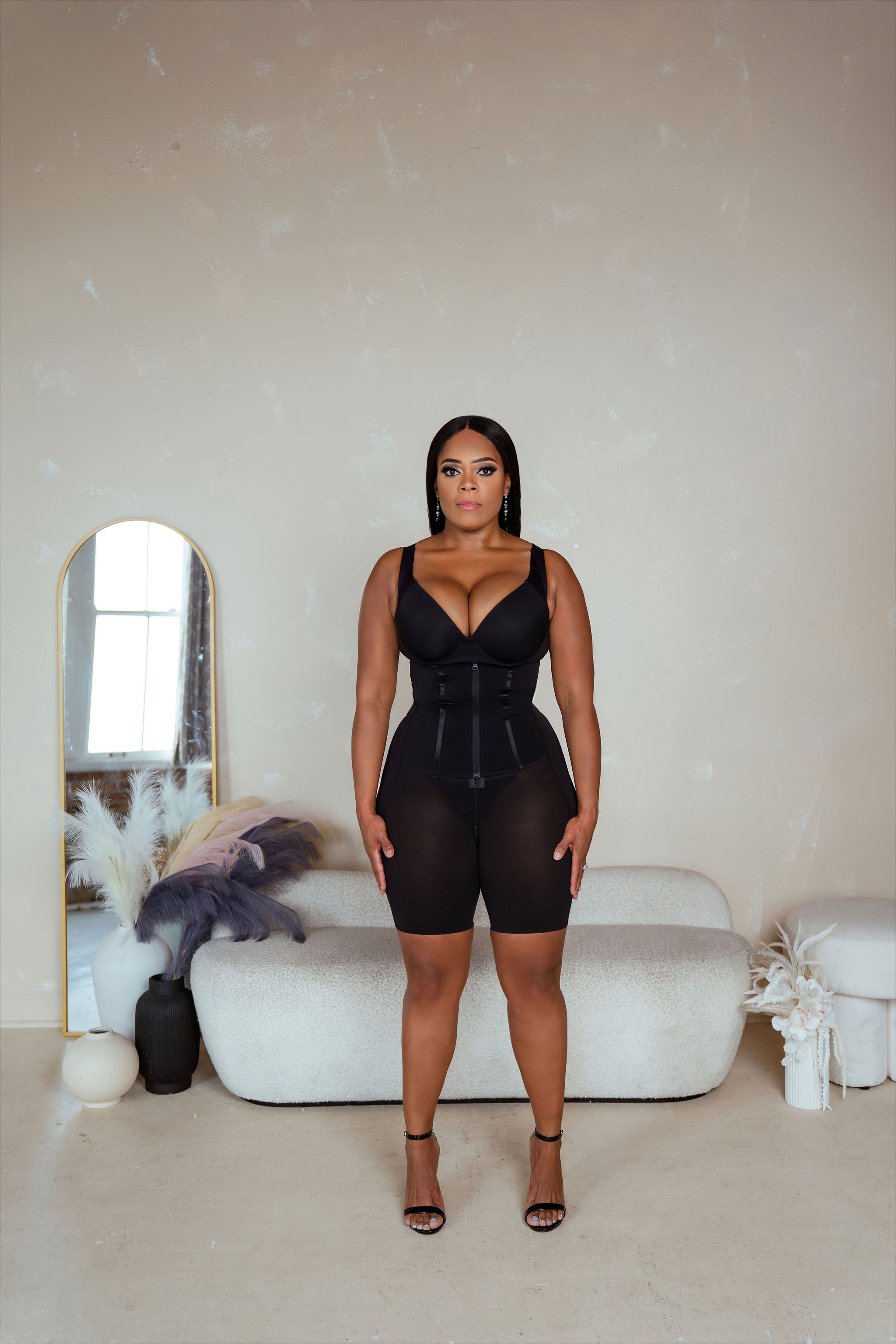 Hourglass Effect Suit